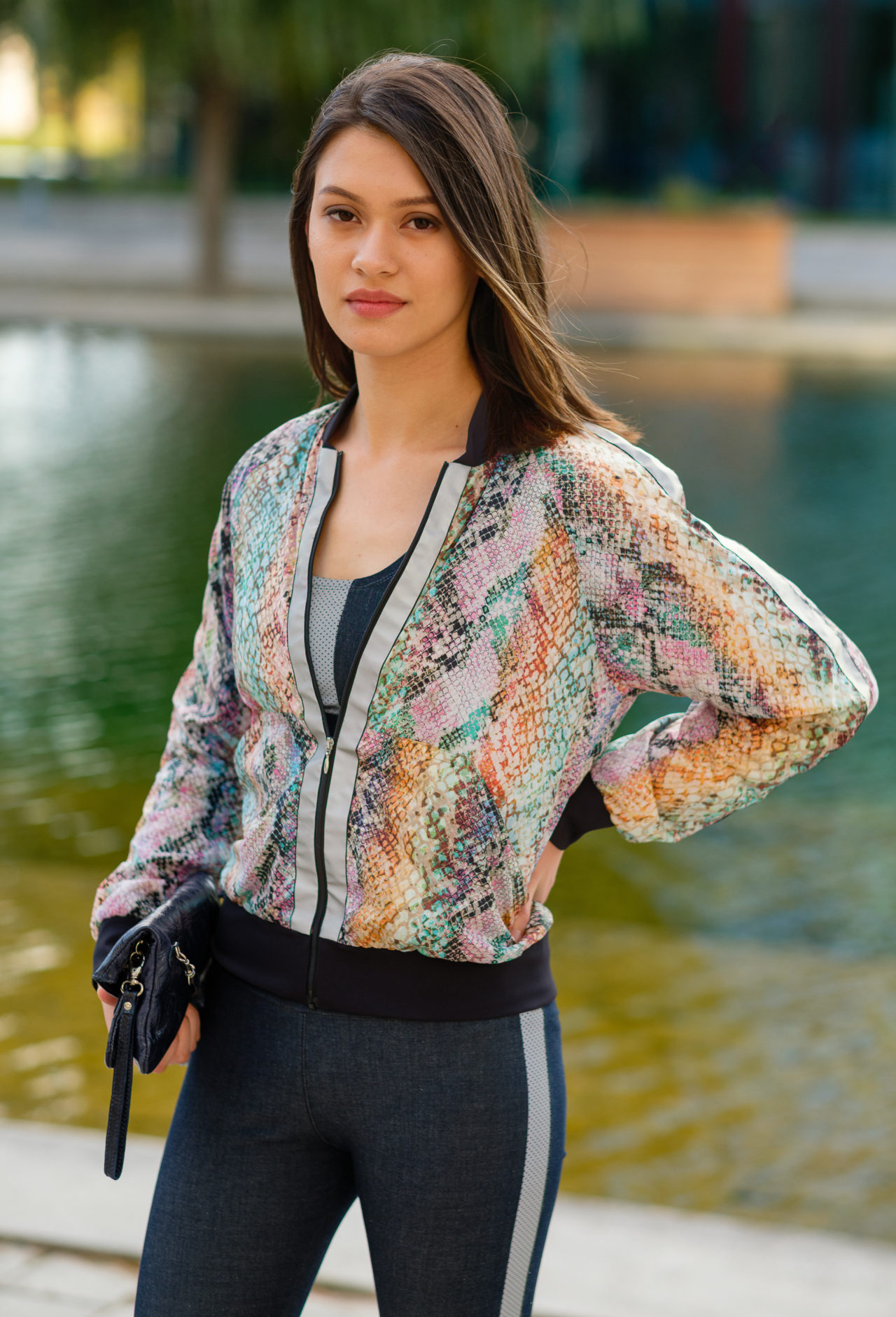 Julia Jacke Snakie first