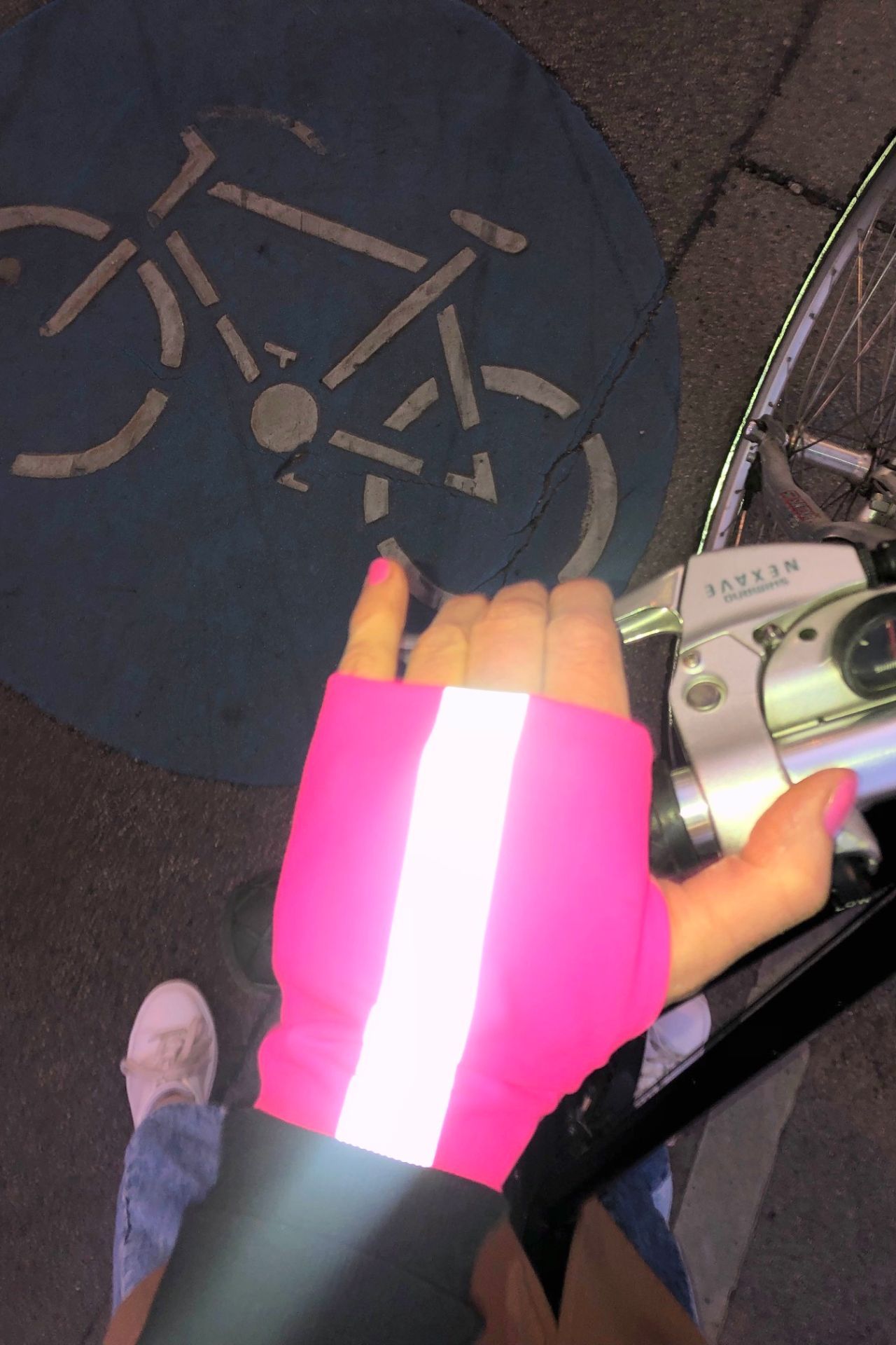 handschuh-reflektierend-radhandschuh-neonpink