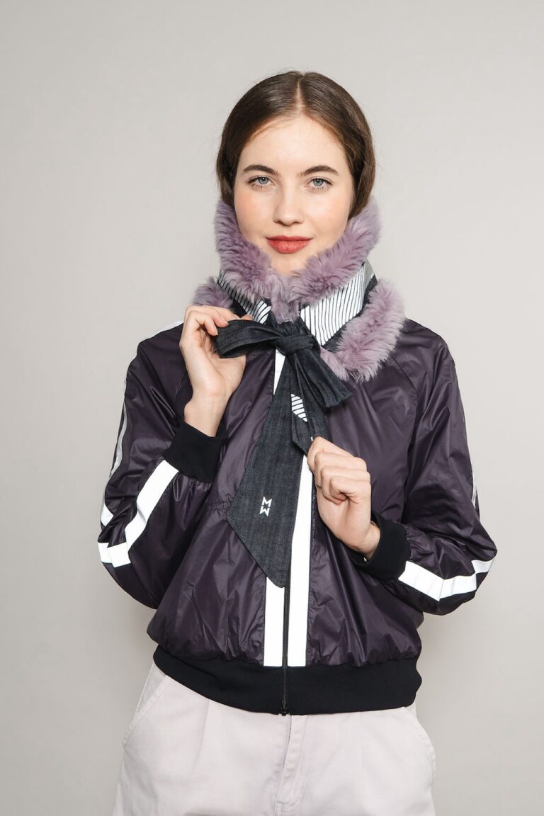 Fellschal-reflektierend-fake-fur-lila